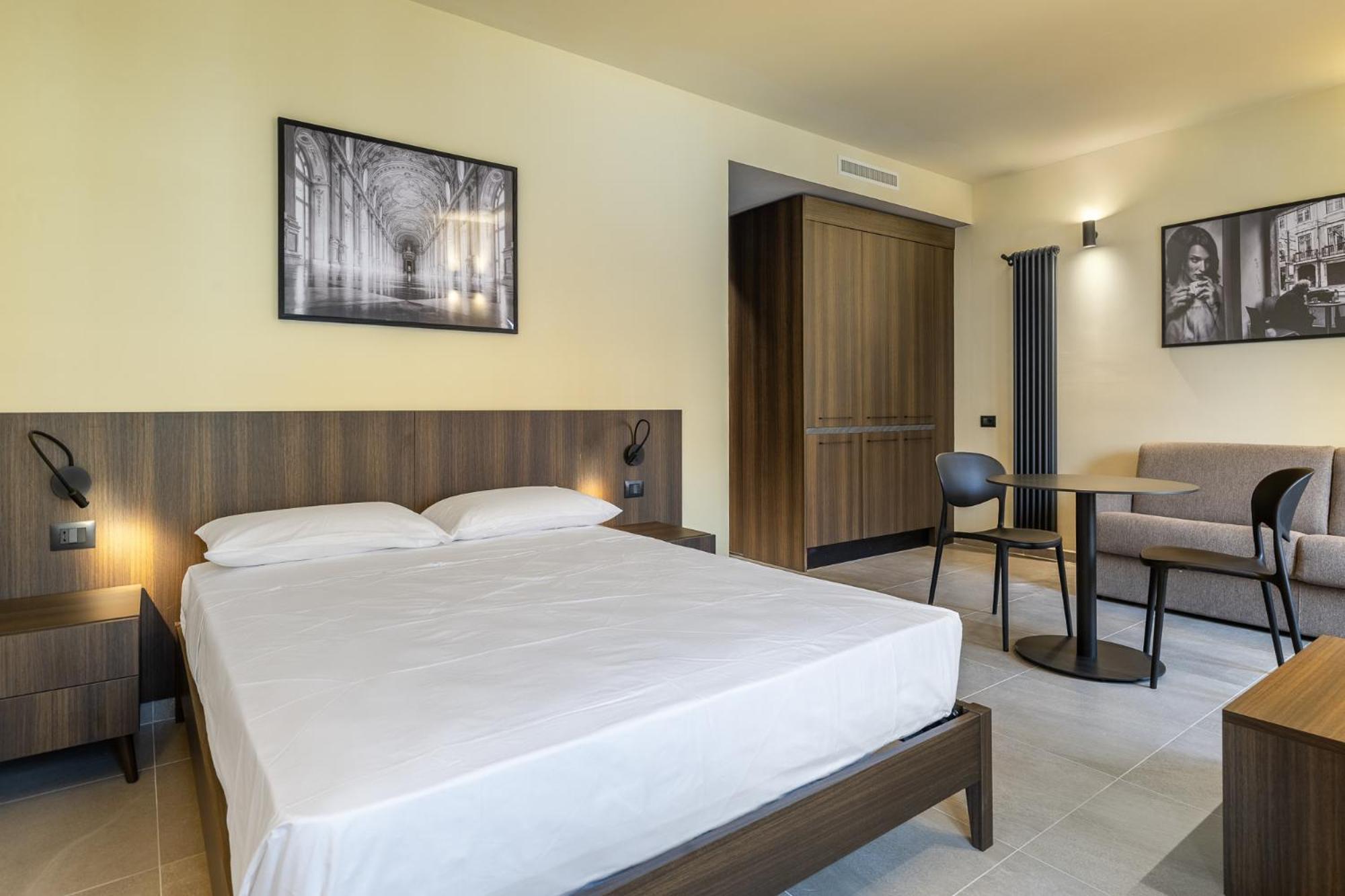 Deluxe Room,1727900257:JPEG